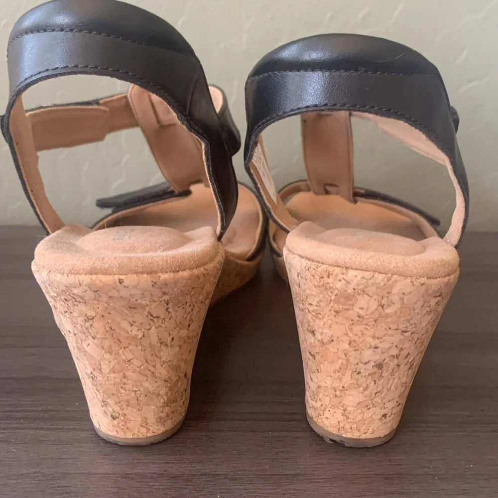 Rockport Blanca T Strap Black Leather Wedge Sandal Size 10.5